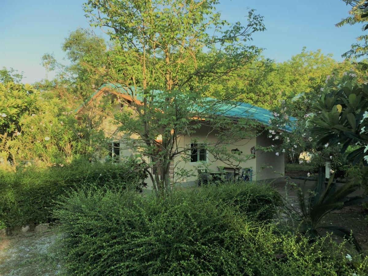 Eidi Homestay Nong Kung Si Buitenkant foto