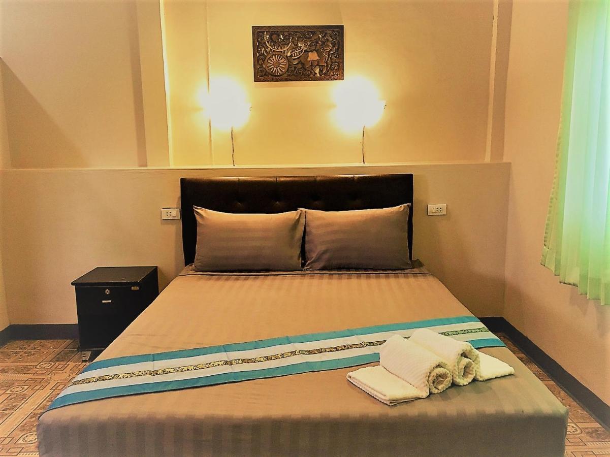 Eidi Homestay Nong Kung Si Buitenkant foto