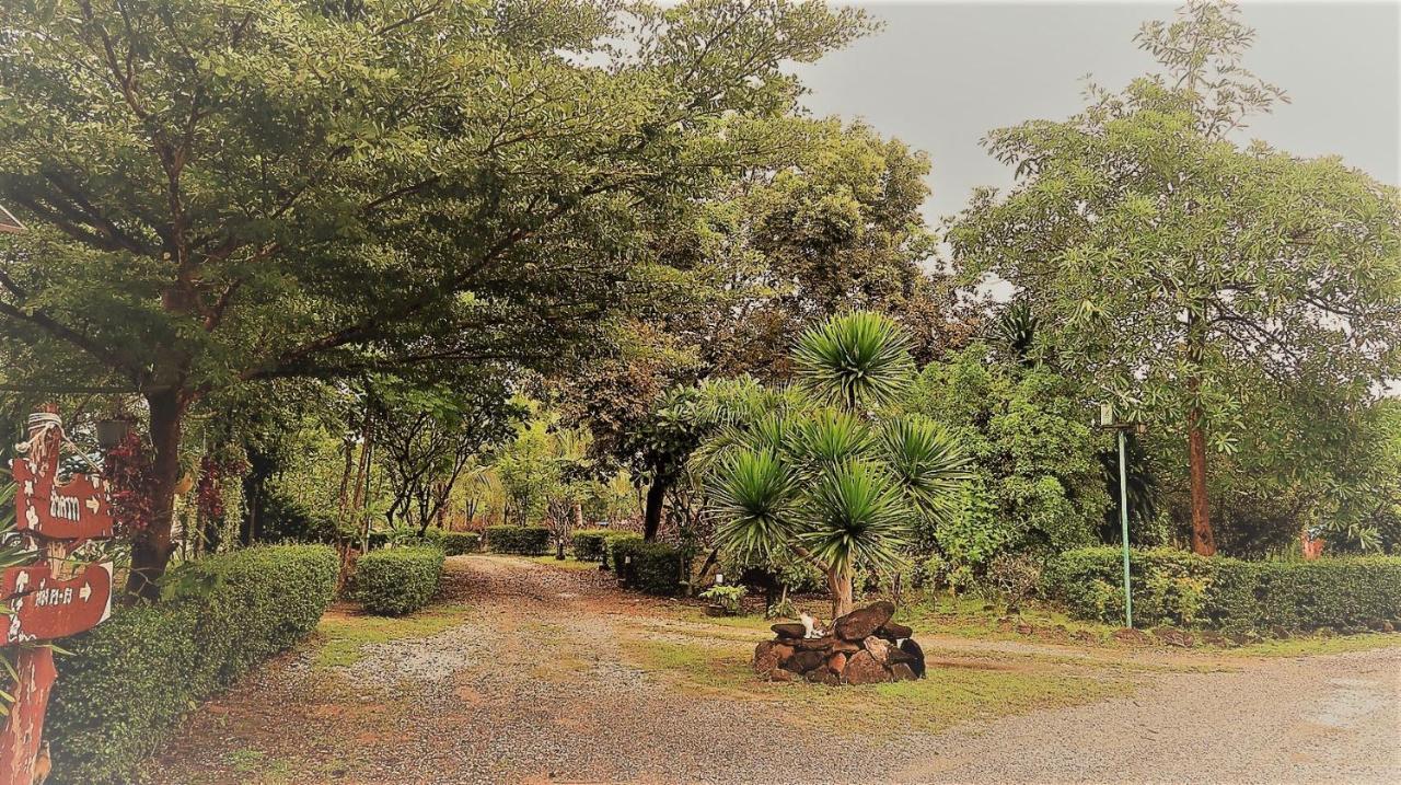 Eidi Homestay Nong Kung Si Buitenkant foto