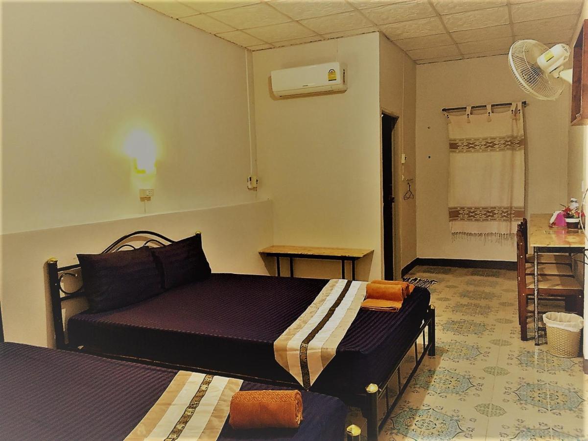 Eidi Homestay Nong Kung Si Buitenkant foto