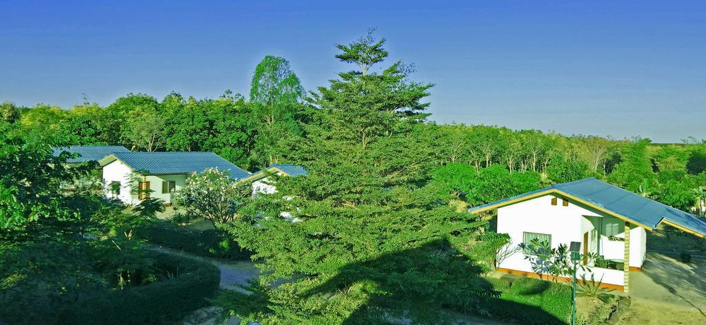 Eidi Homestay Nong Kung Si Buitenkant foto
