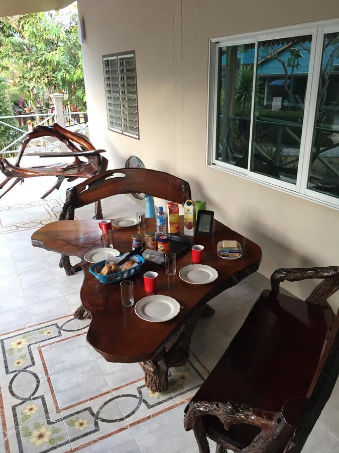 Eidi Homestay Nong Kung Si Buitenkant foto