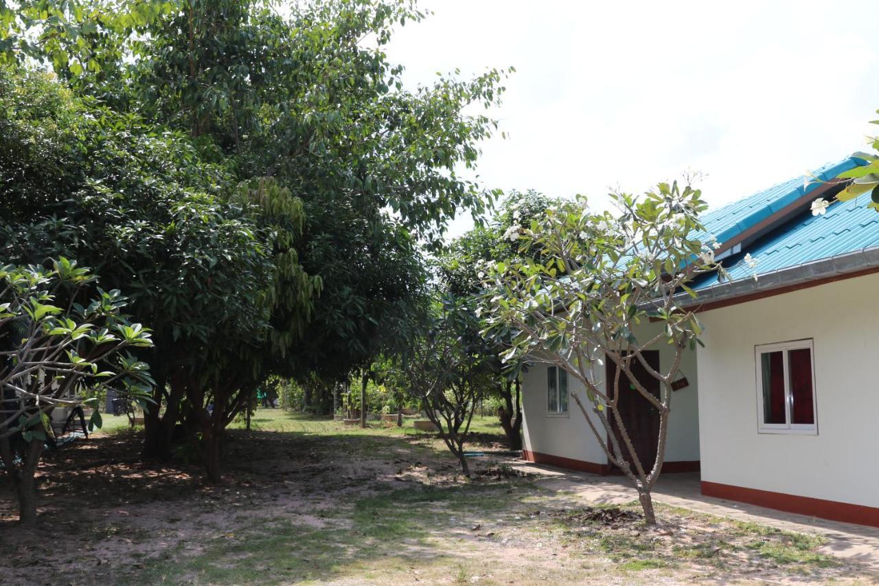 Eidi Homestay Nong Kung Si Buitenkant foto